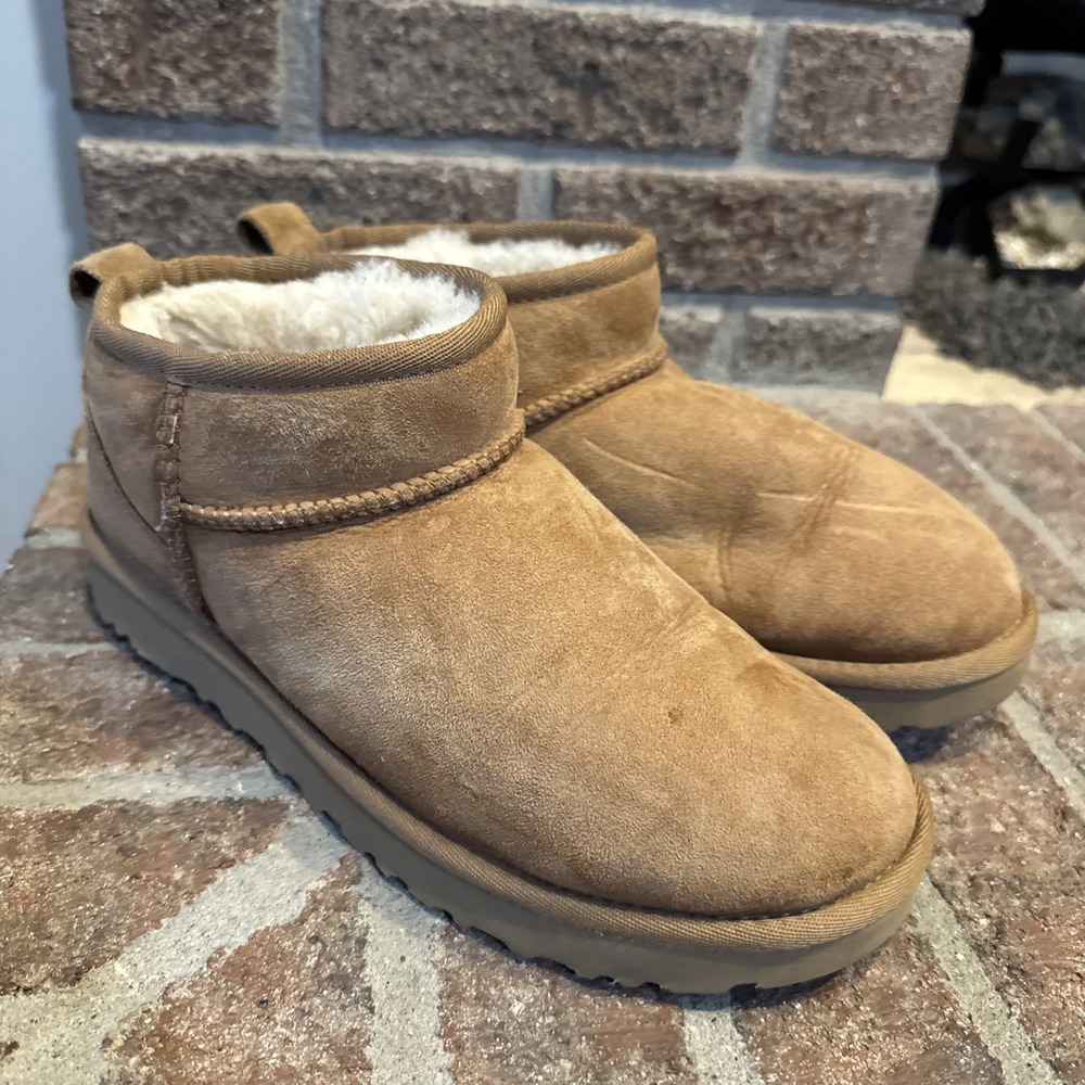 UGG Classic Ultra Mini Women's Brown Suede Sheepskin Lined Ankle Bootie US 7